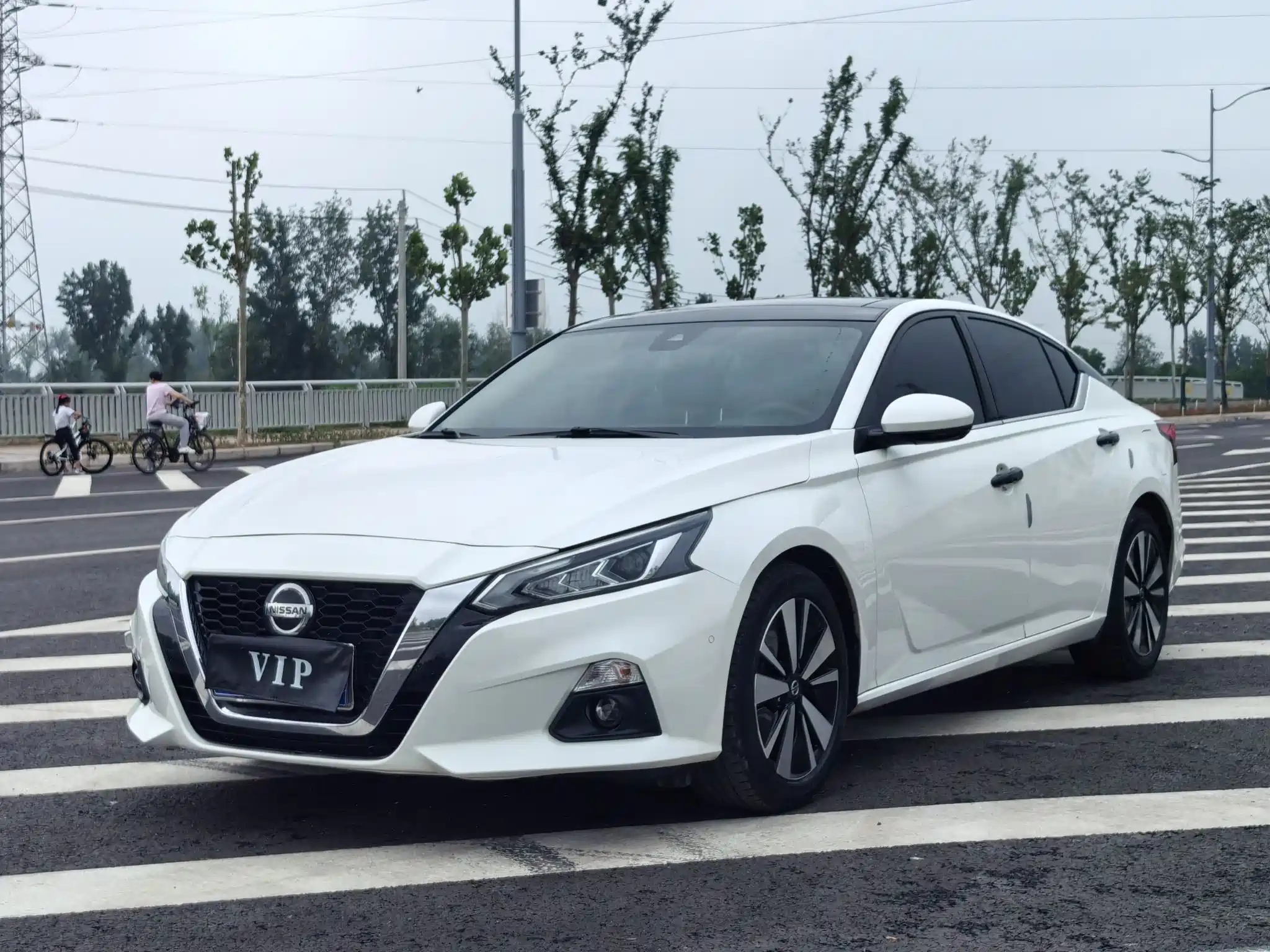 NISSAN TEANA 2019
