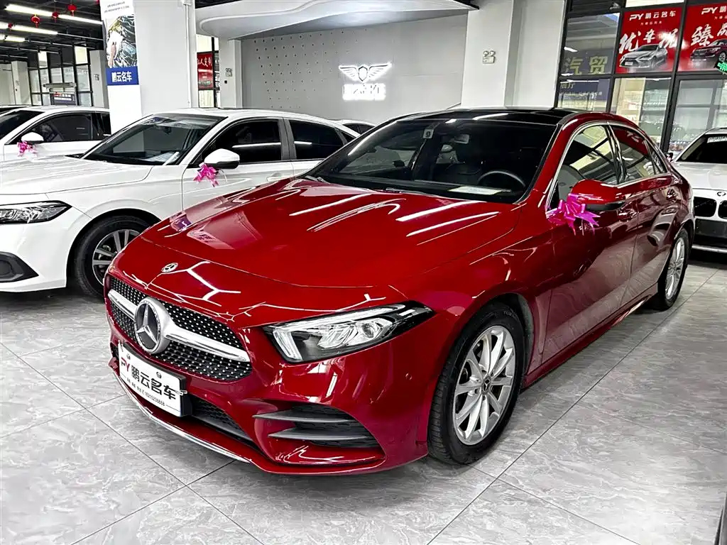 MERCEDES BENZ A-CLASS 2020