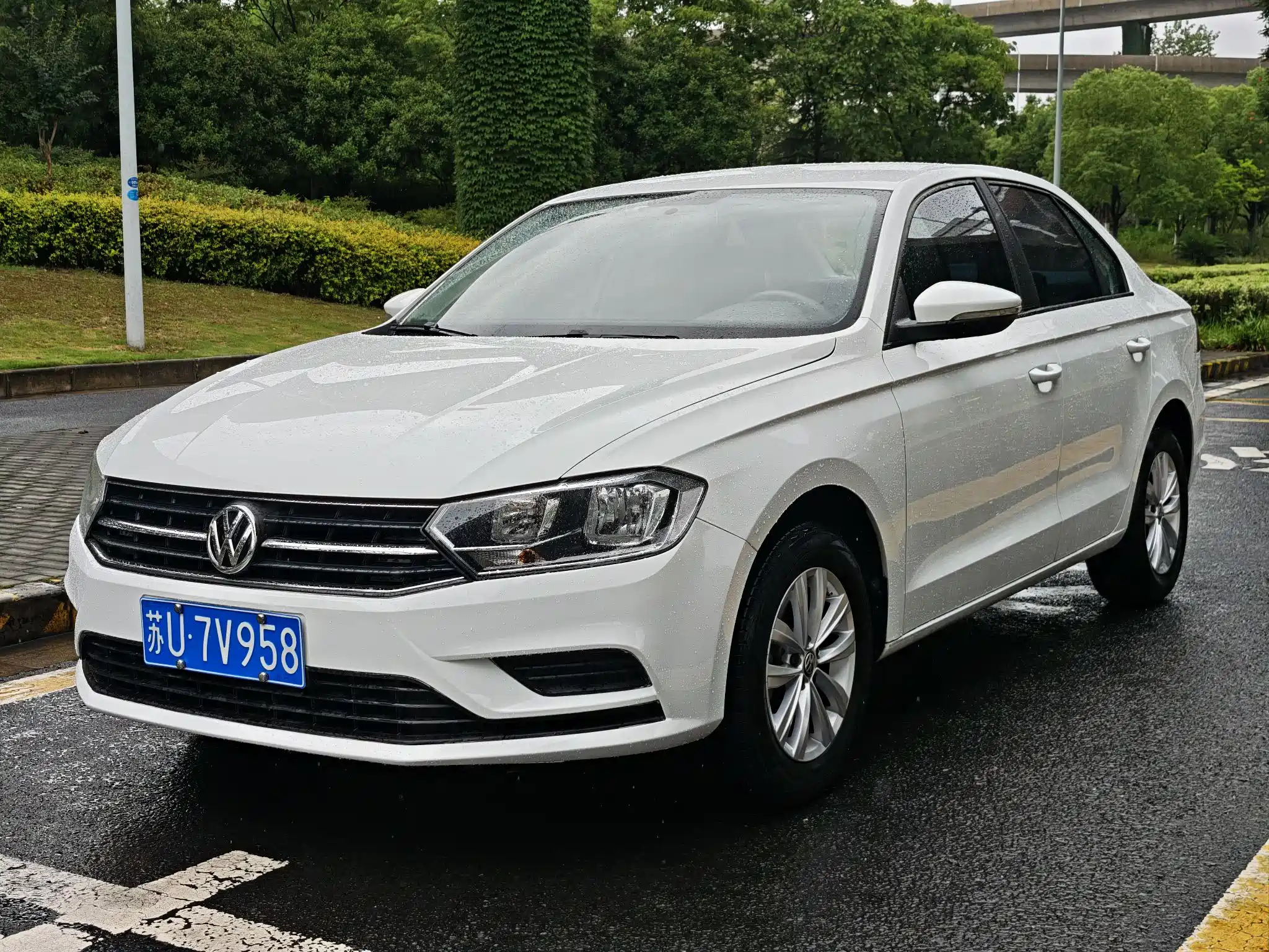 VOLKSWAGEN BORA 2018