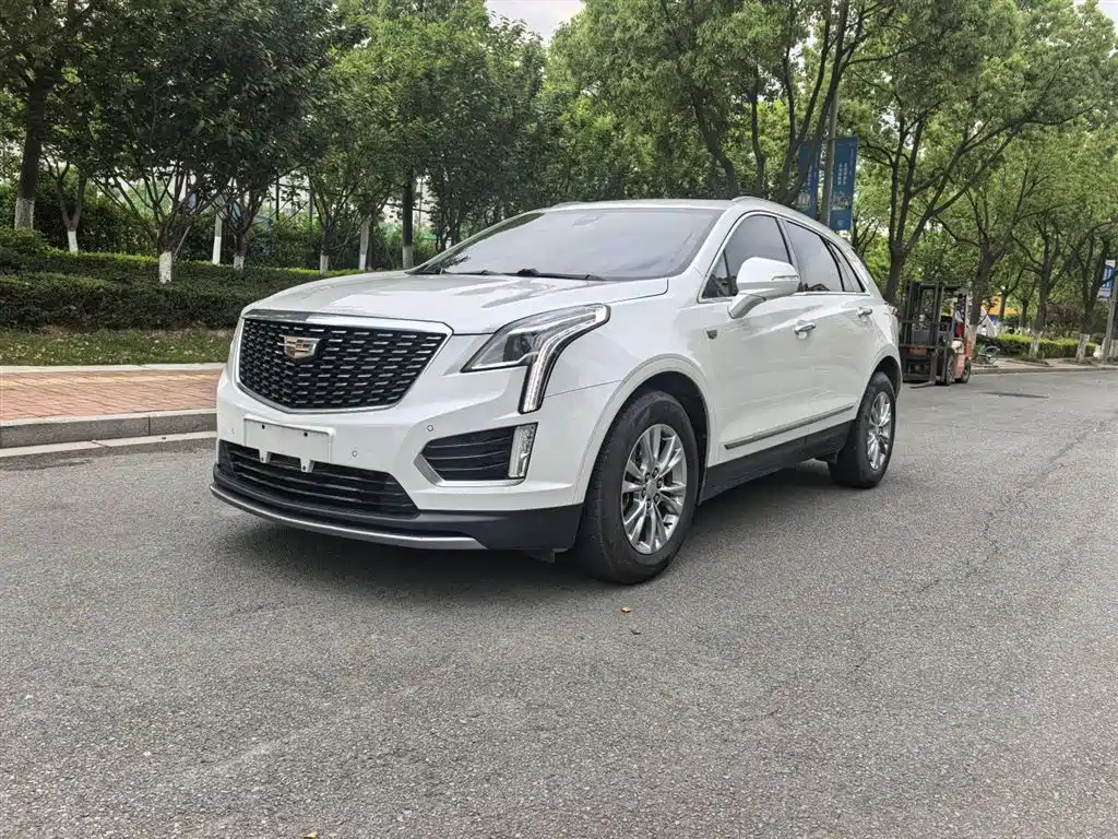 CADILLAC XT5 2021