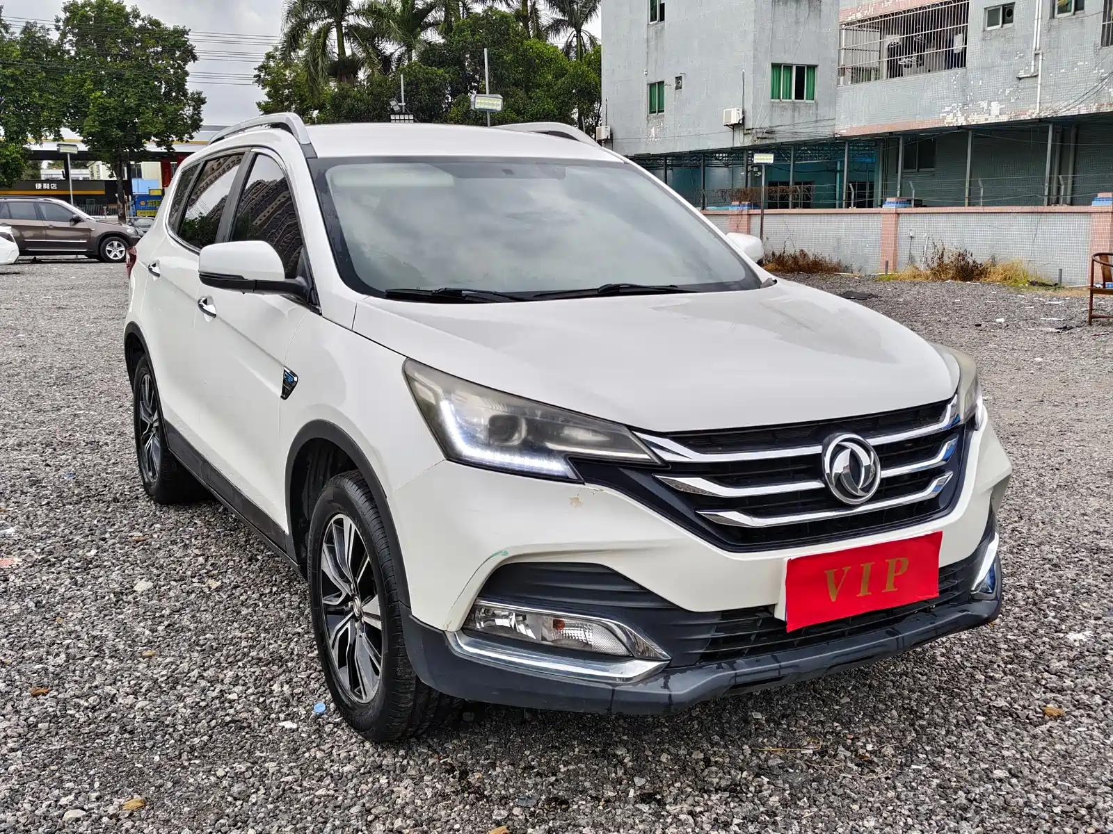 DONGFENG AEOLUS AX7 2018