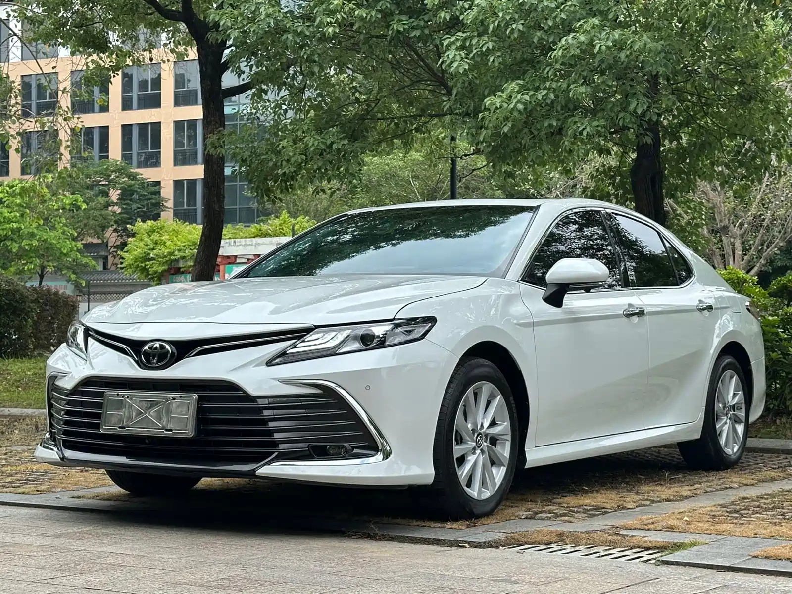 TOYOTA CAMRY 2021