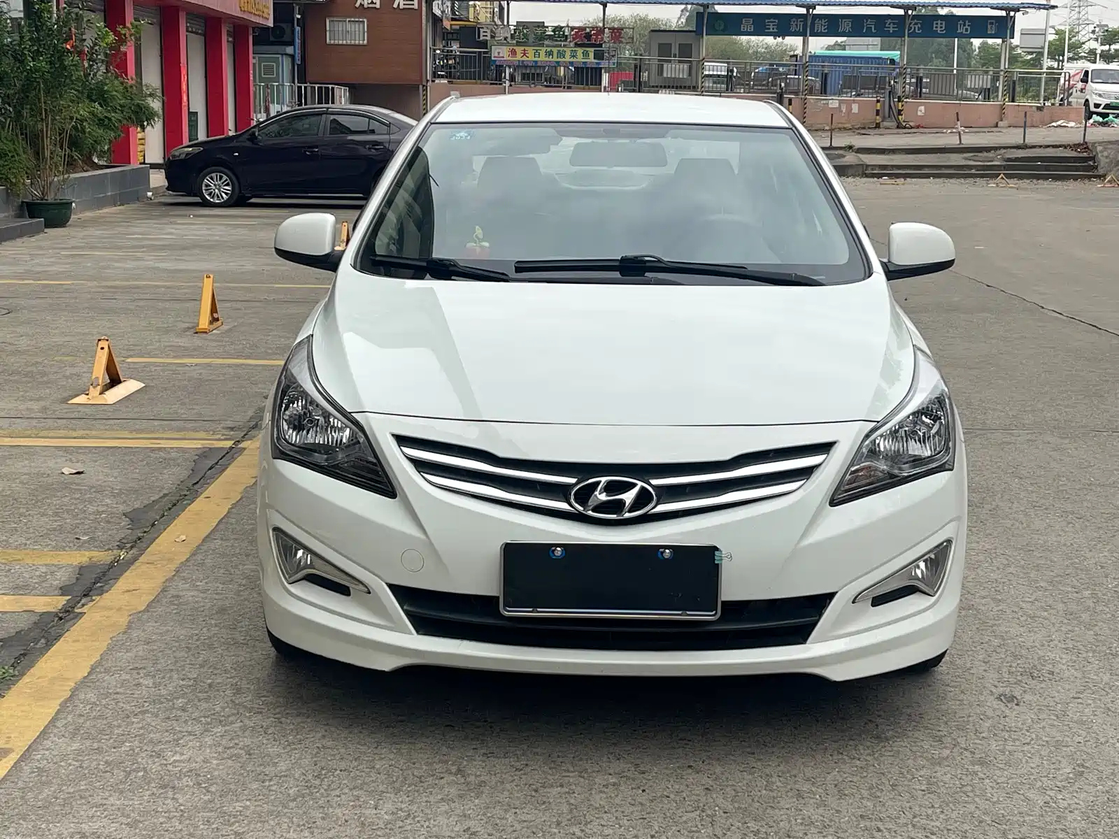 HYUNDAI RENA 2016