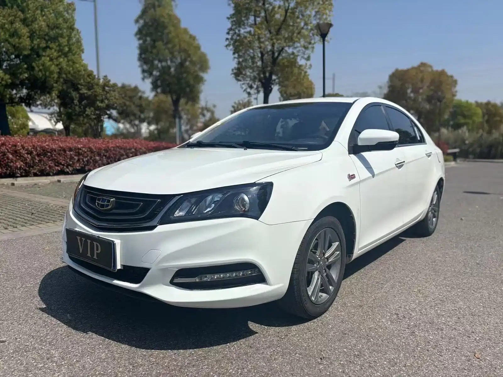 GEELY AUTO EMGRAND 2017