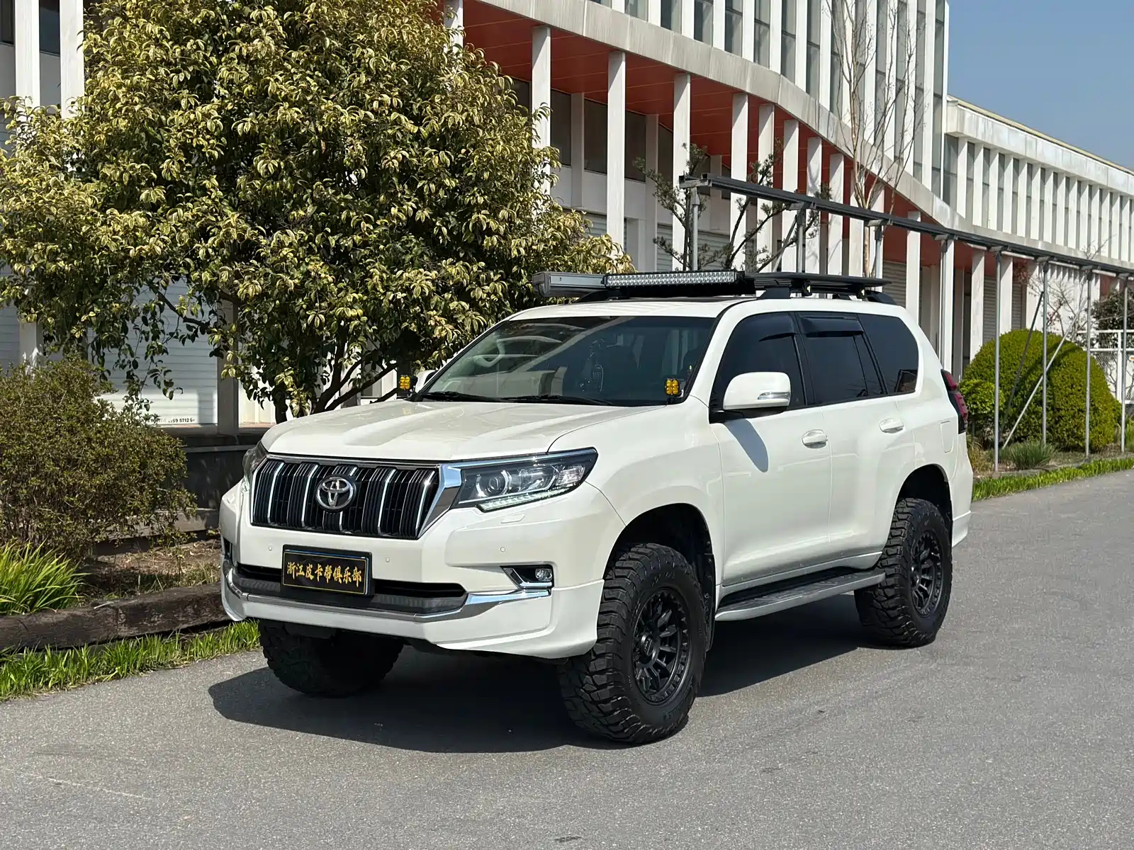TOYOTA PRADO 2019