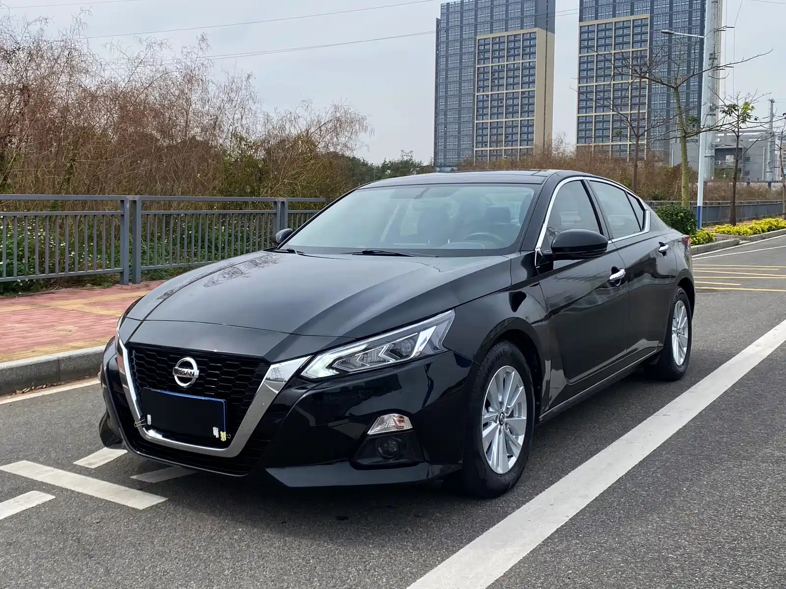 NISSAN TEANA 2019