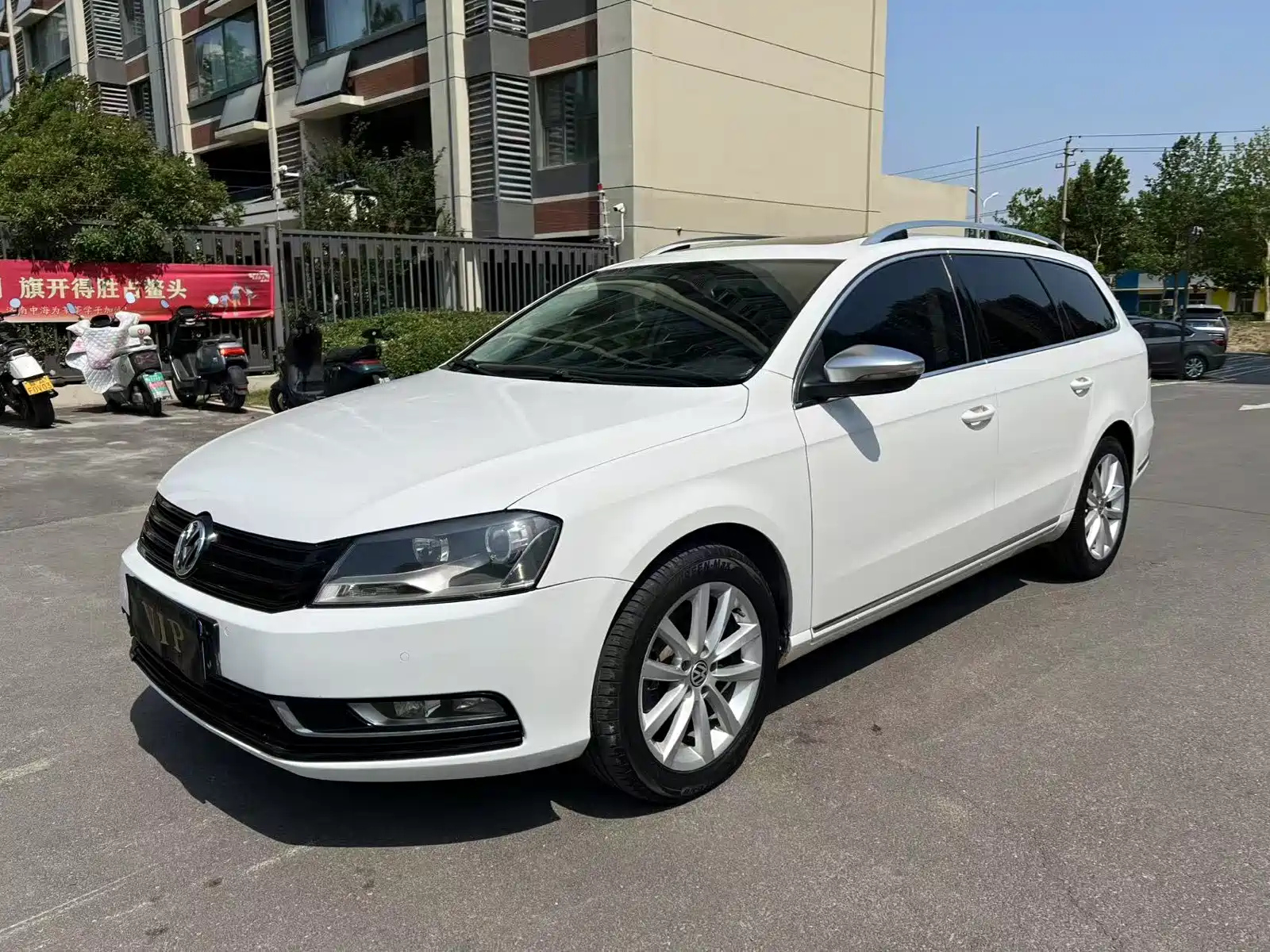 VOLKSWAGEN MAGOTAN IMPORT 2012
