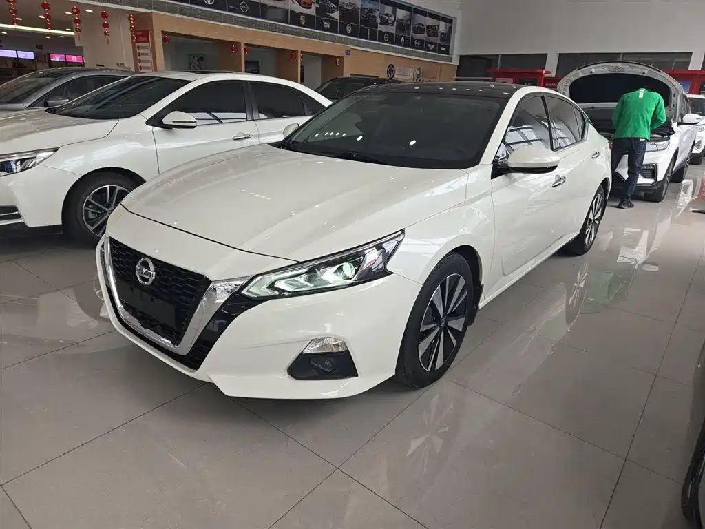 NISSAN TEANA 2021