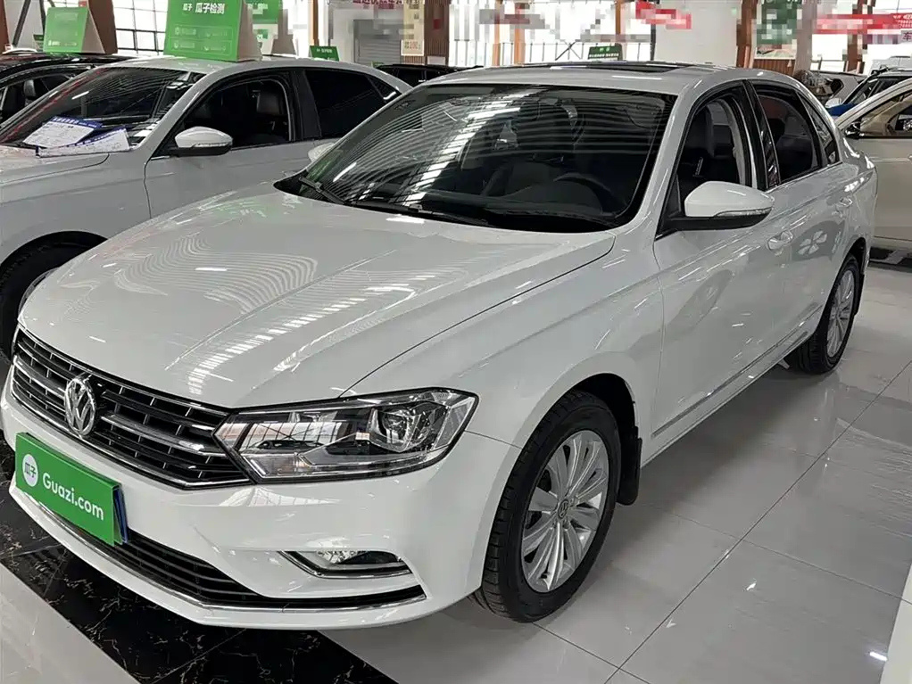 VOLKSWAGEN BORA 2018