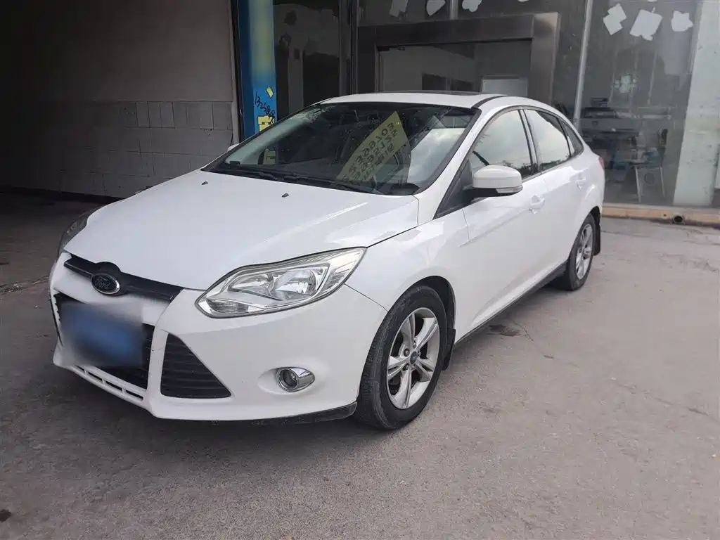 FORD FOCUS 2012