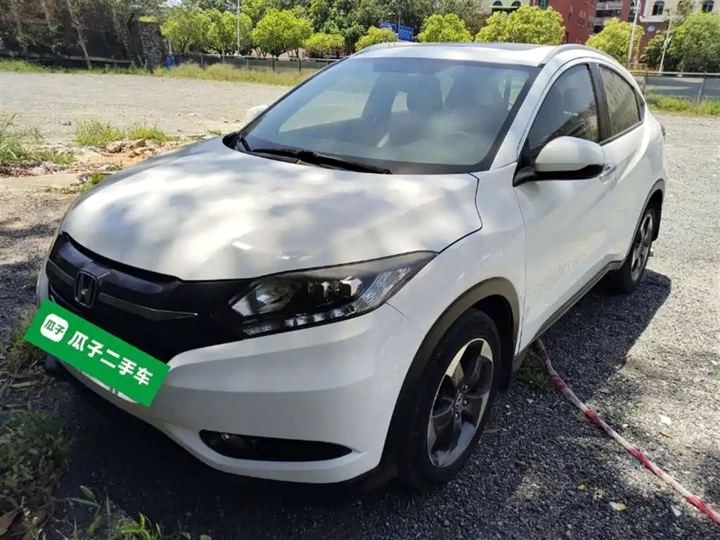 HONDA VEZEL 2015