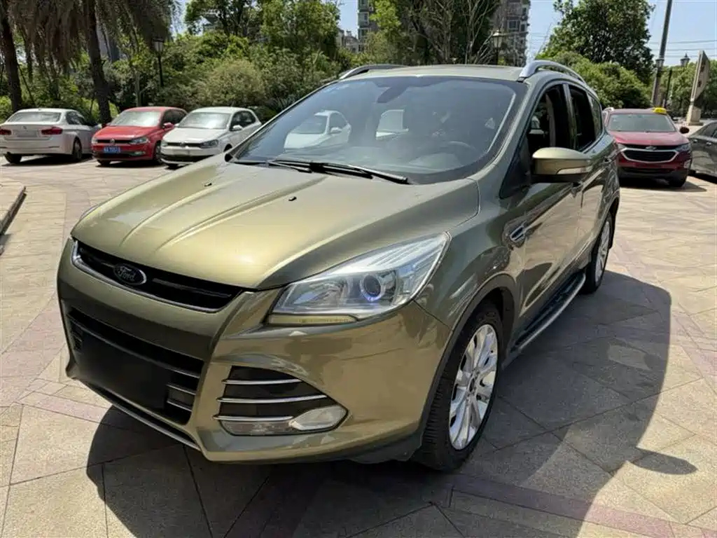 FORD ESCAPE 2015