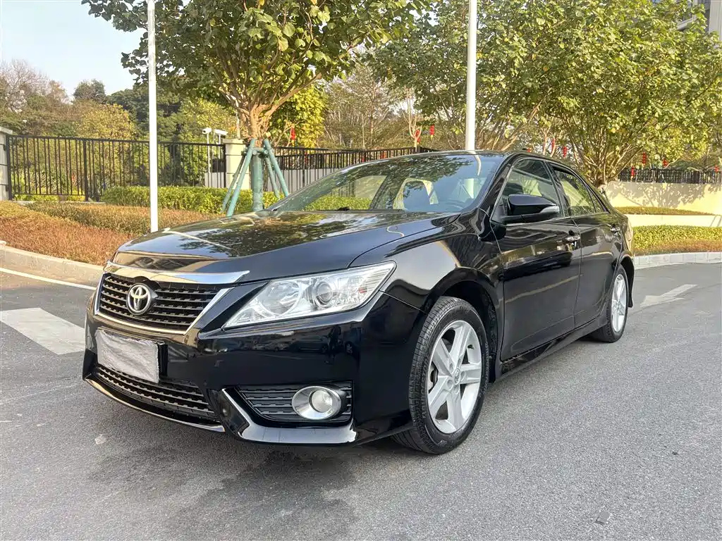 TOYOTA CAMRY 2012