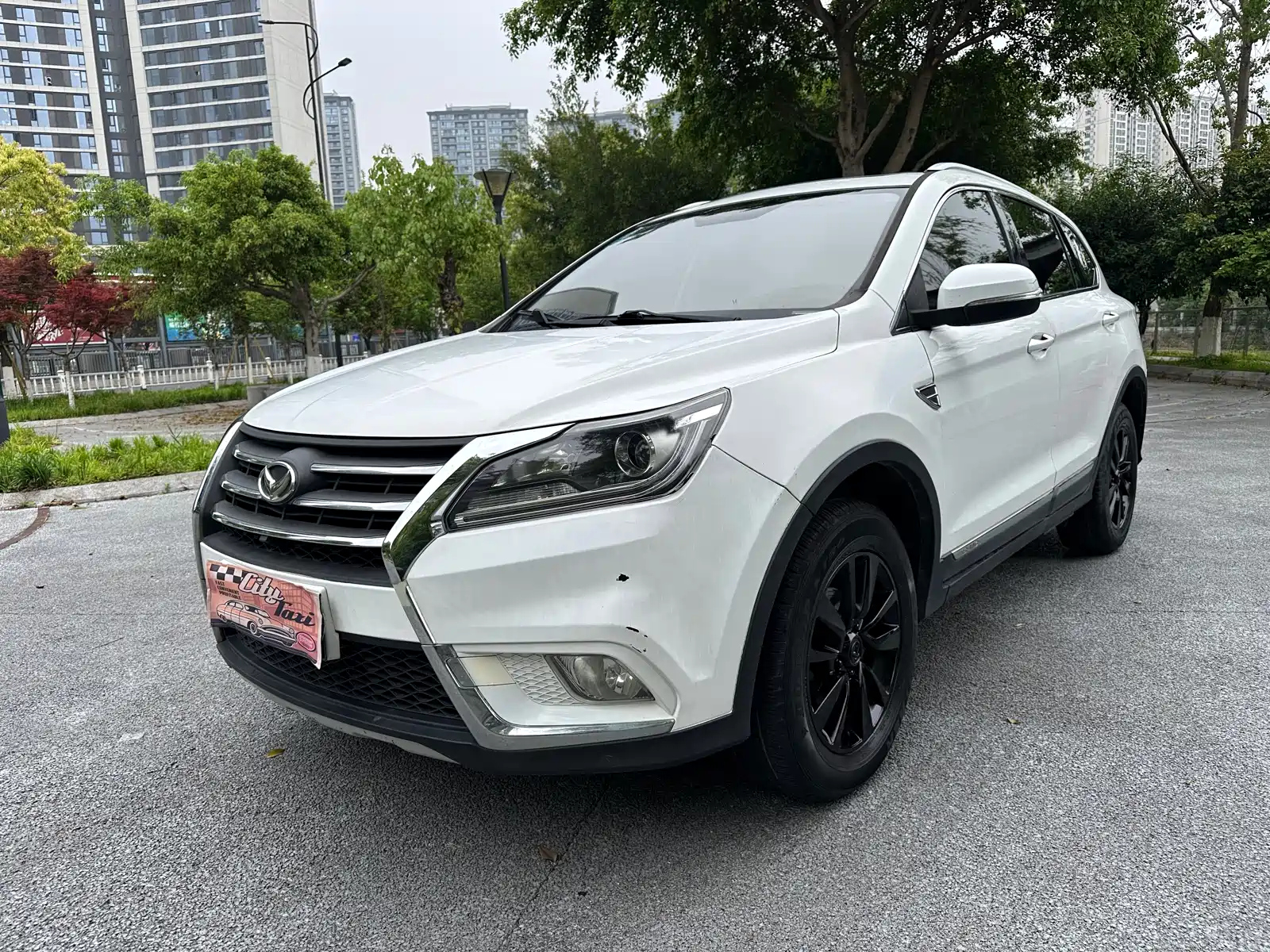 BAIC S6 2016