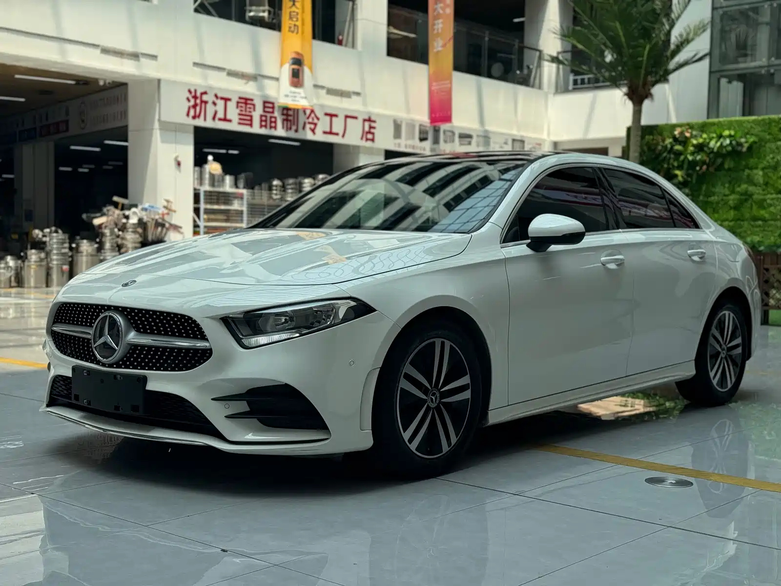 MERCEDES BENZ A-CLASS 2020