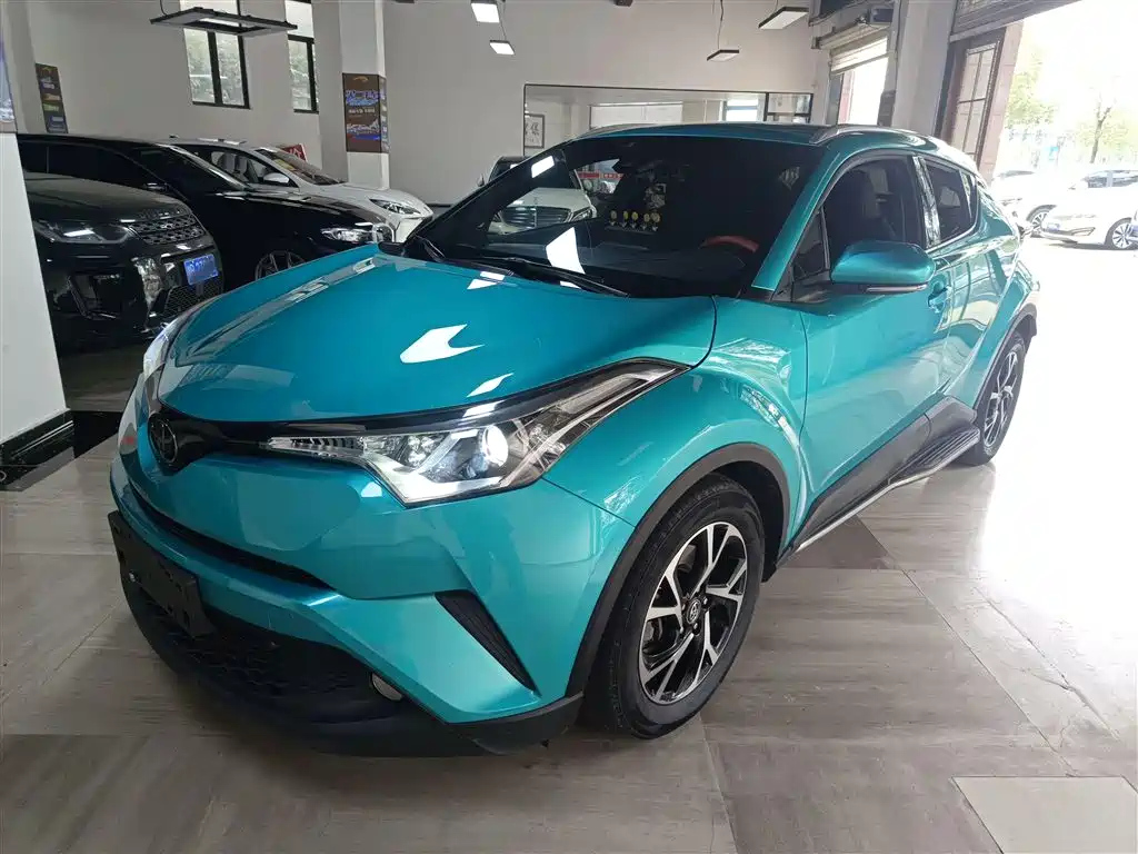 TOYOTA C-HR 2018