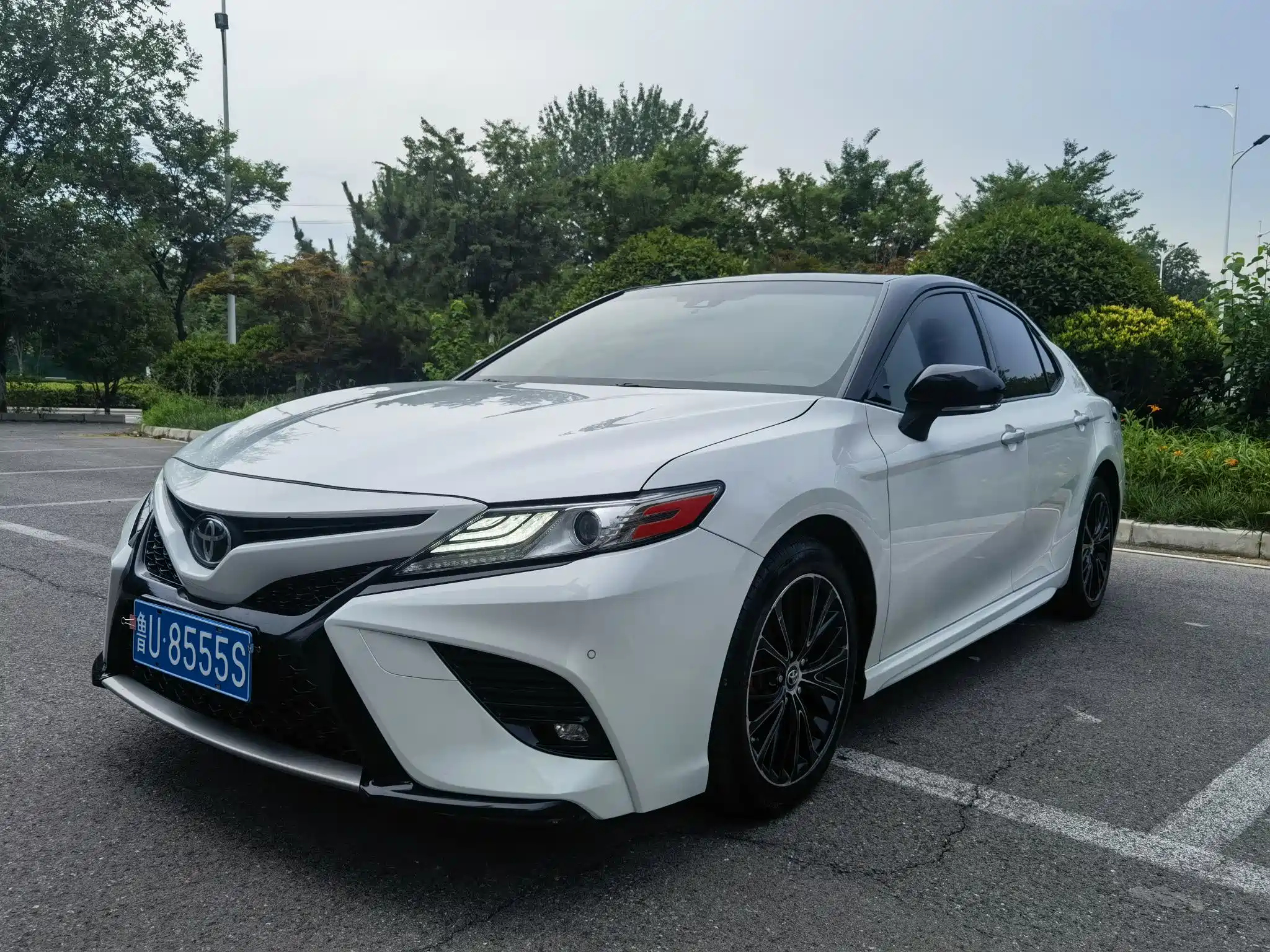 TOYOTA CAMRY 2018