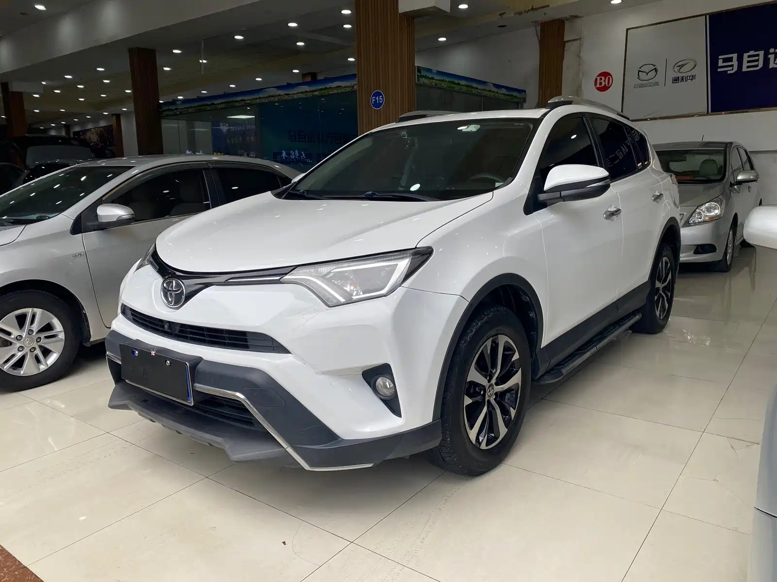 TOYOTA RAV4 RONGFANG 2016