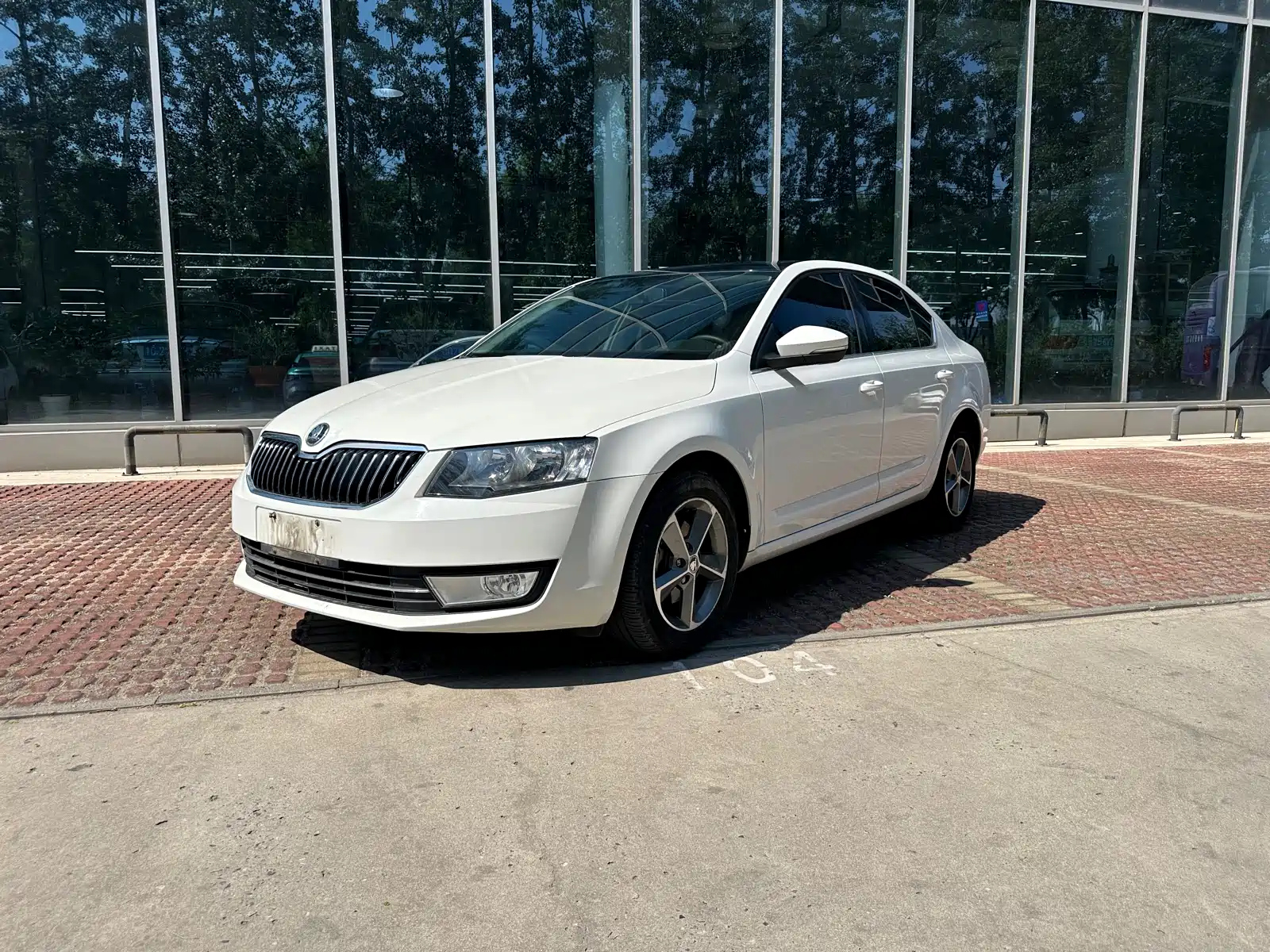 SKODA OCTAVIA 2016