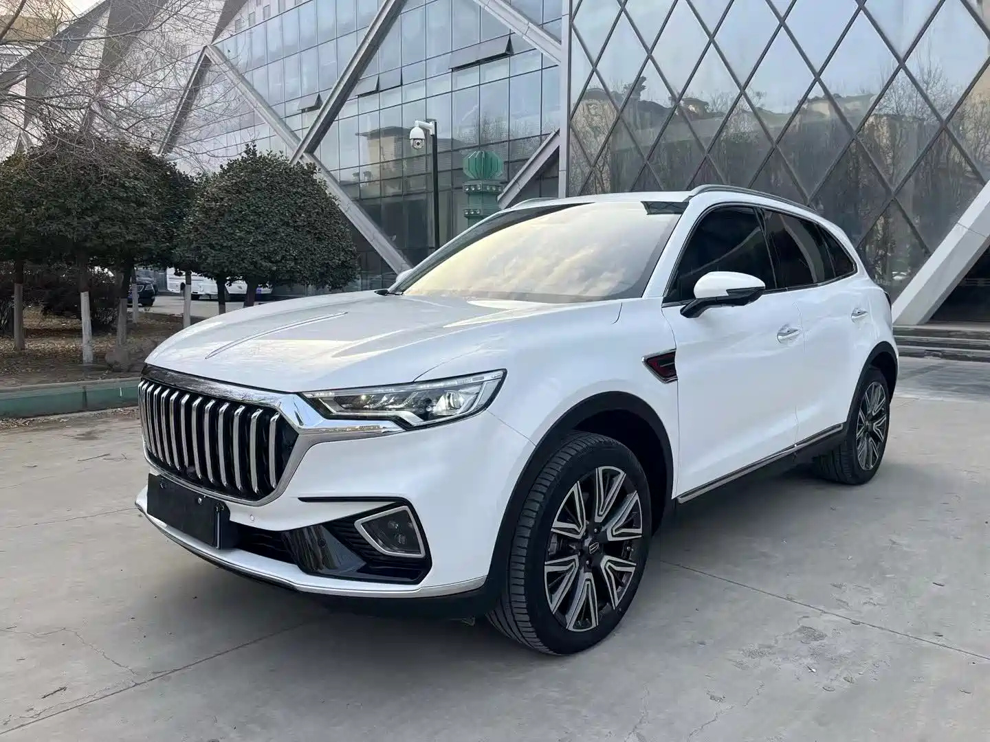 HONGQI HS5 2022