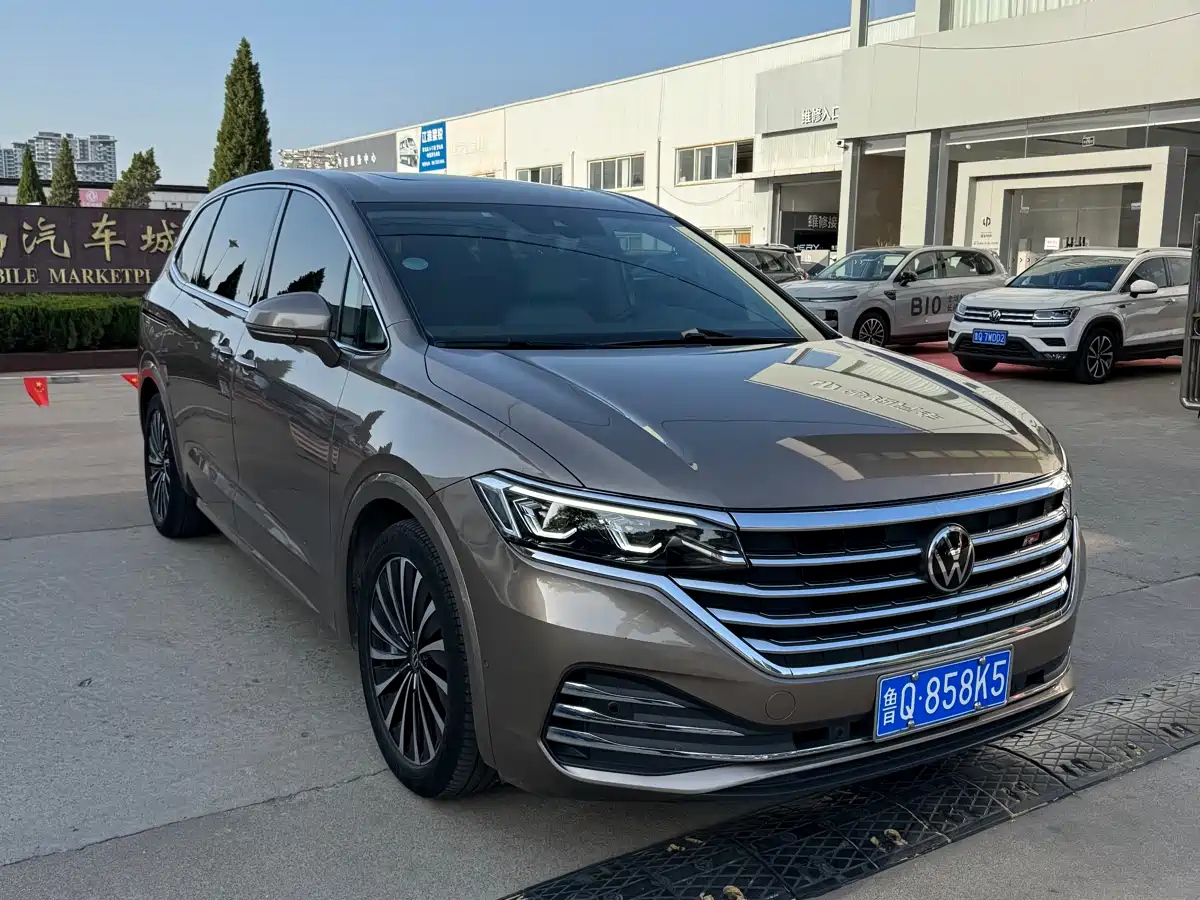 VOLKSWAGEN VILORAN 2020