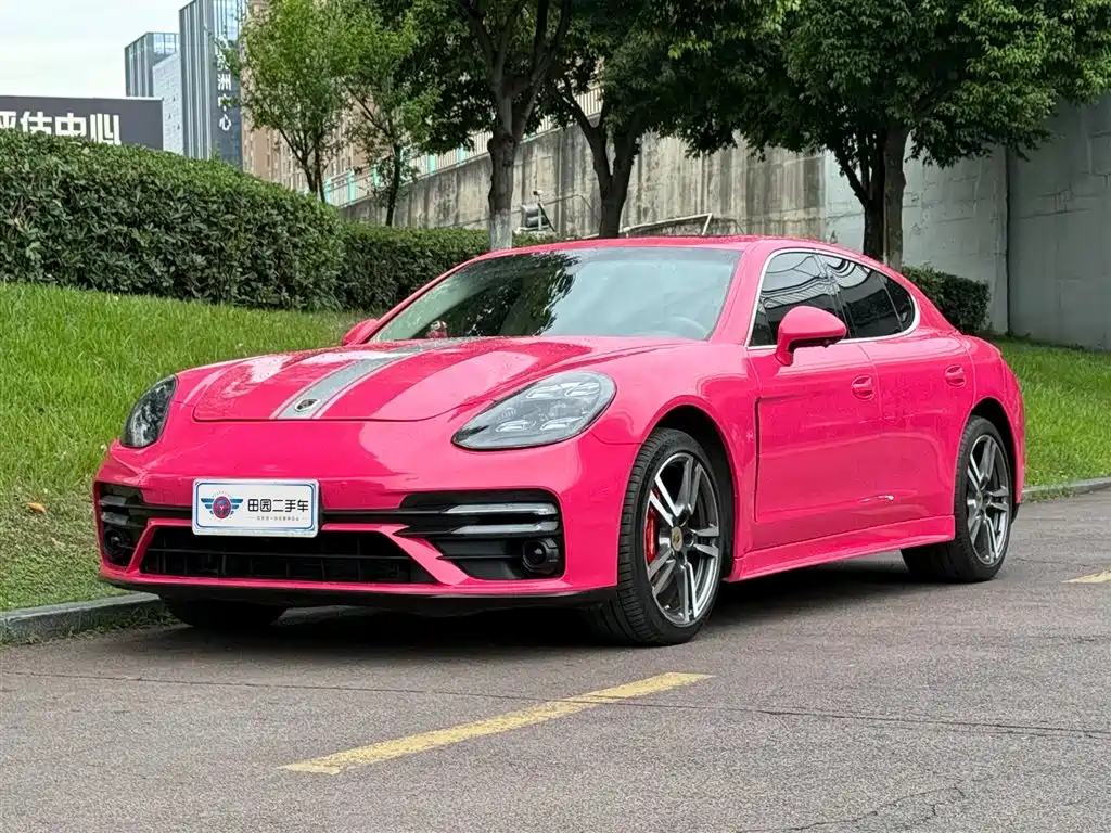 PORSCHE PANAMERA 2010