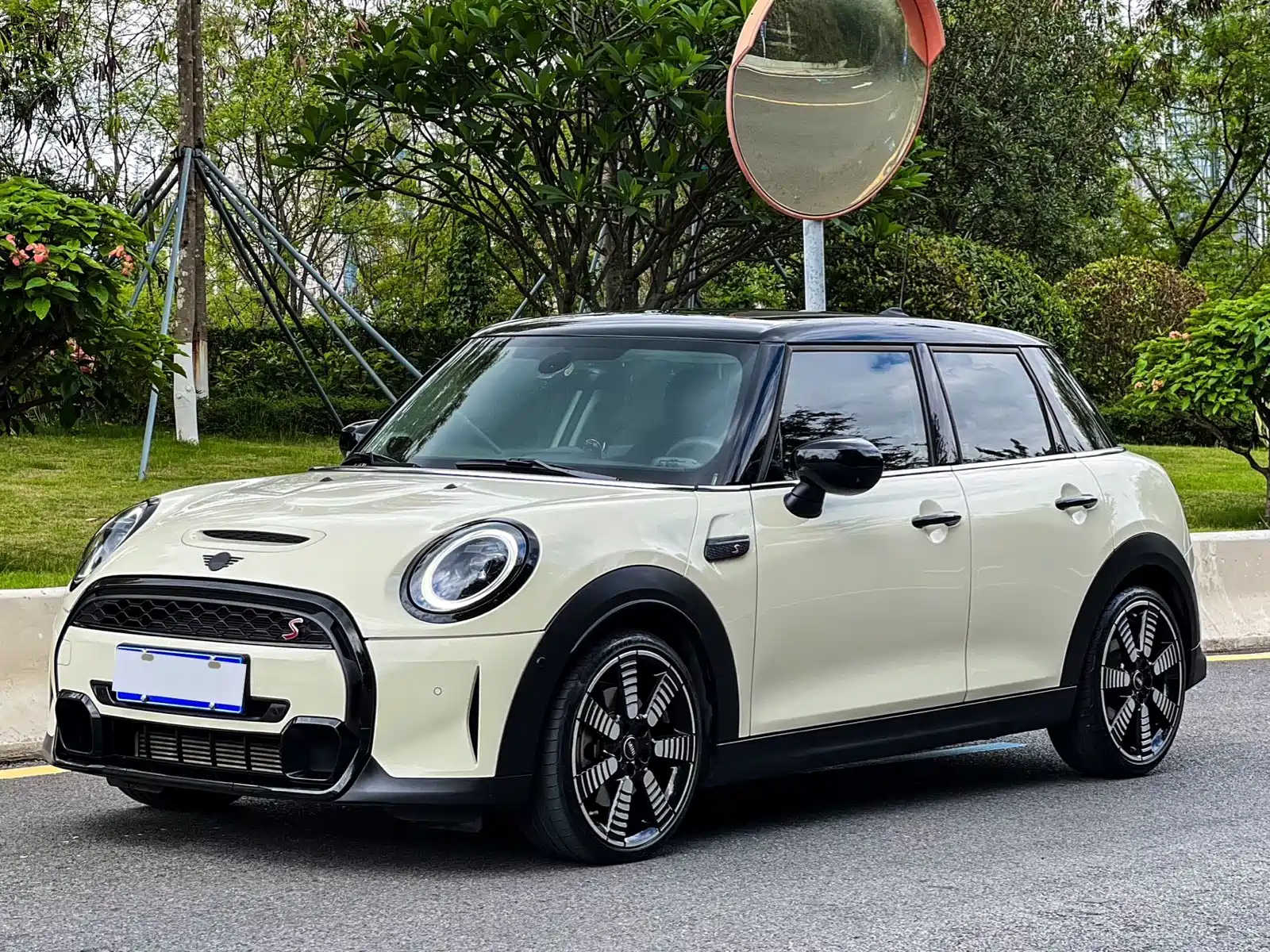 MINI OTHER 2022