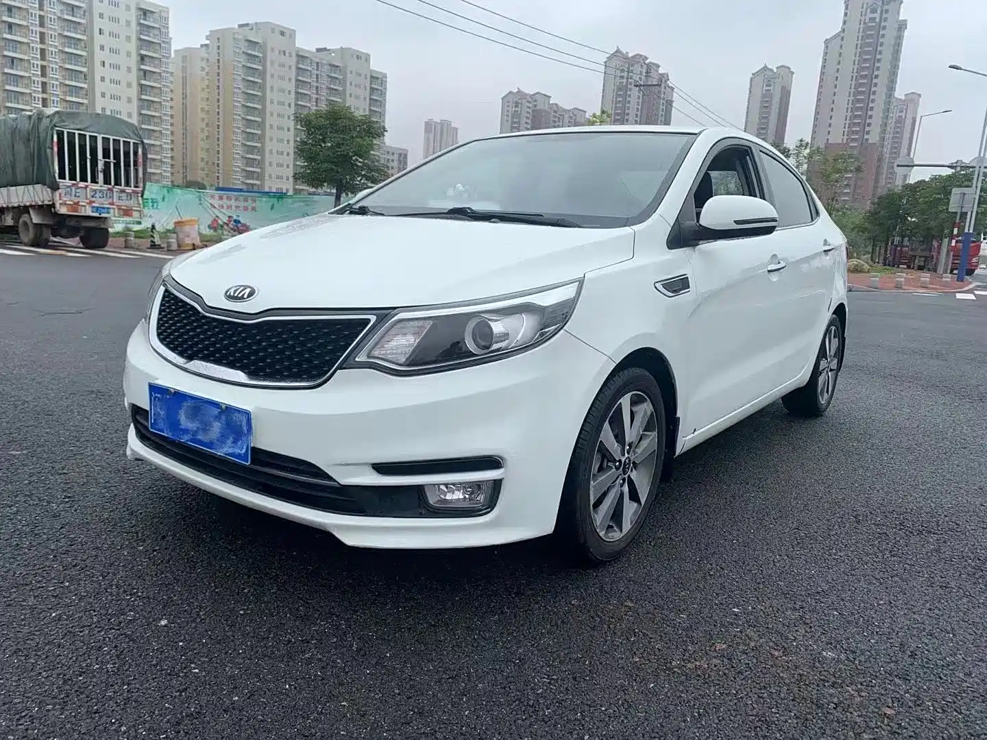 KIA K2 2015
