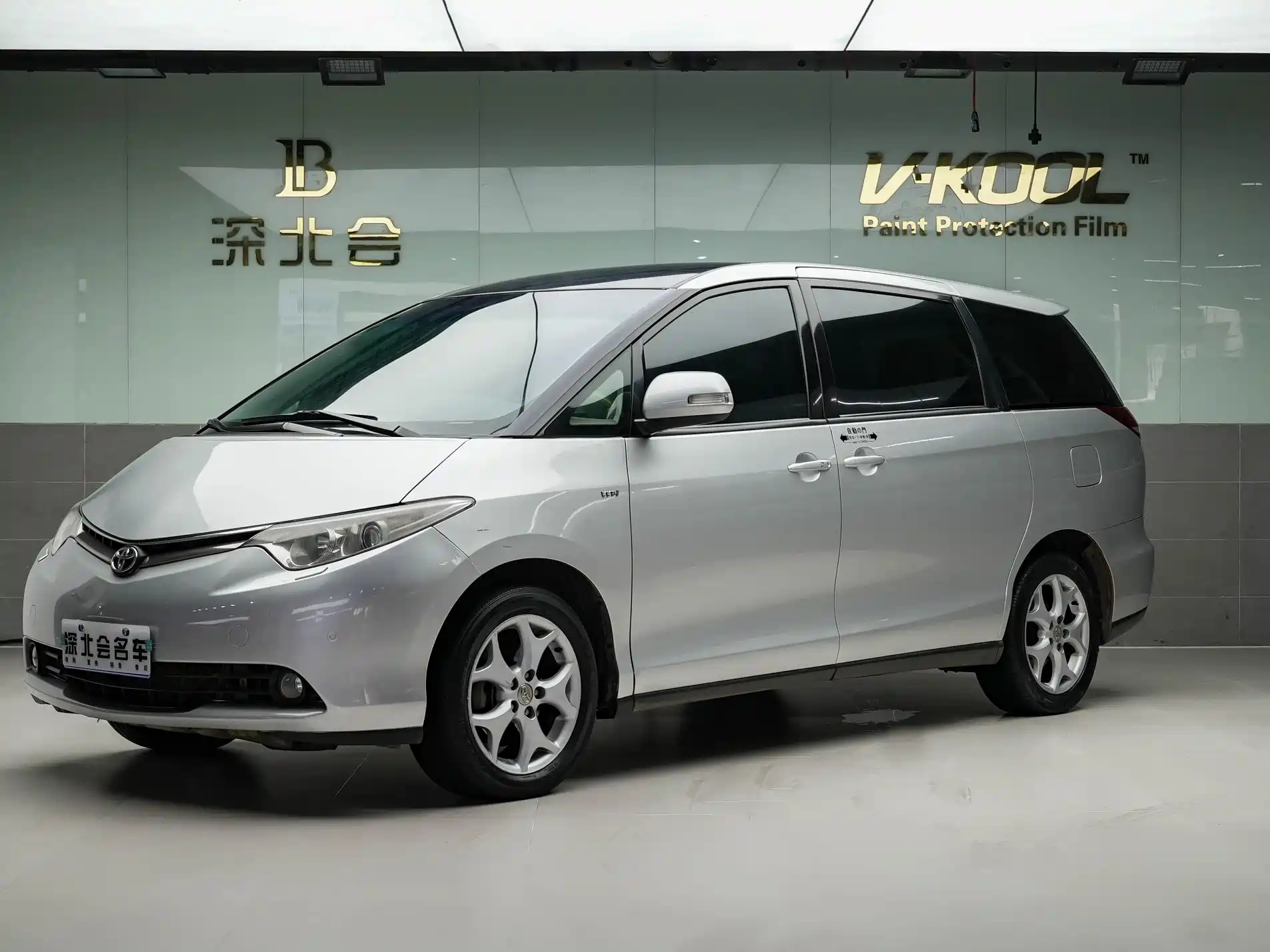 TOYOTA PREVIA 2006