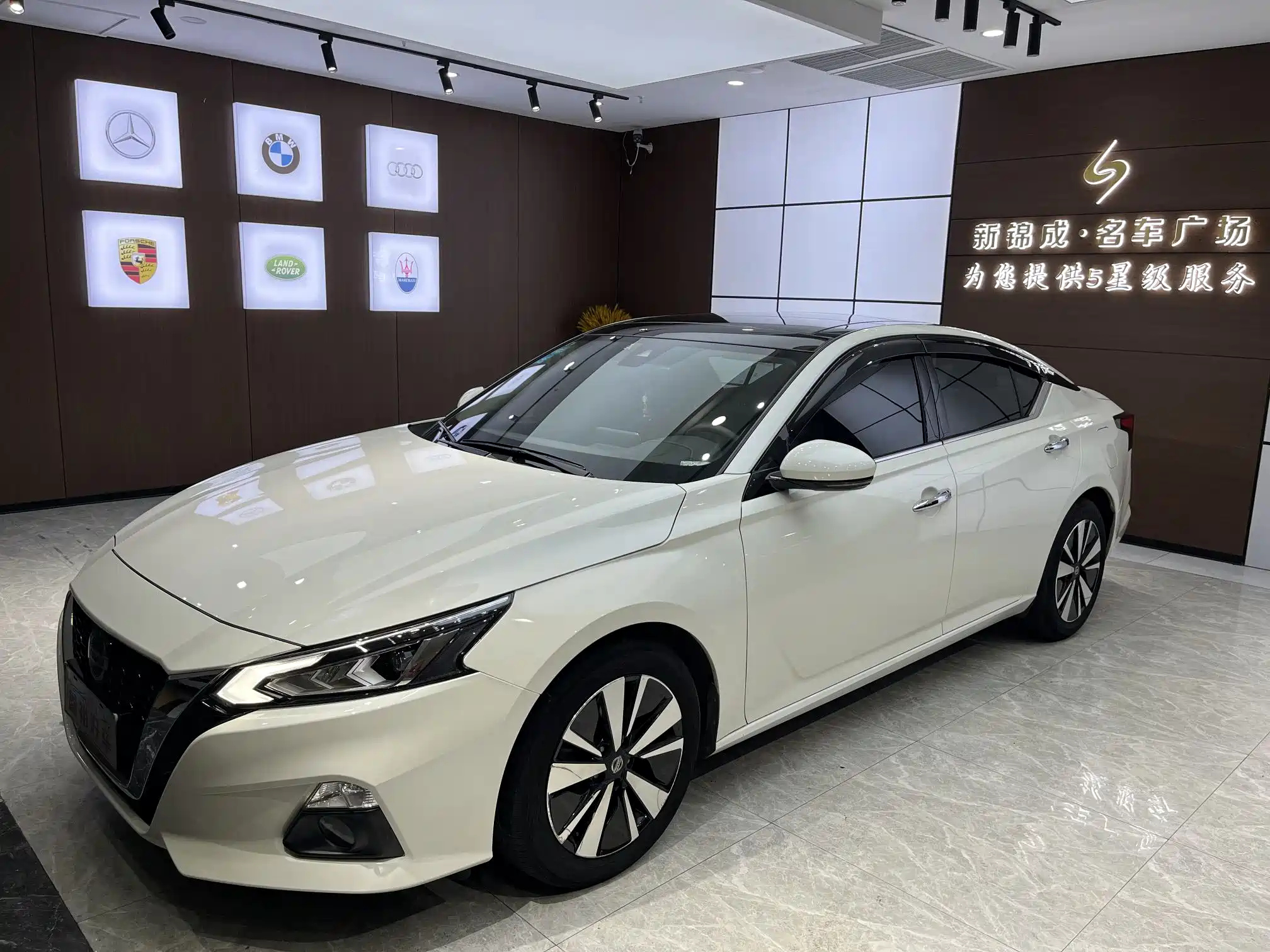 NISSAN TEANA 2020