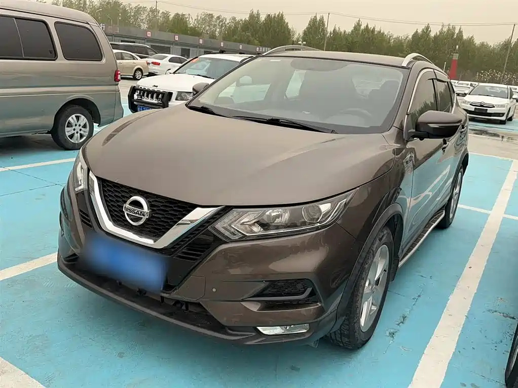 NISSAN QASHQAI 2019