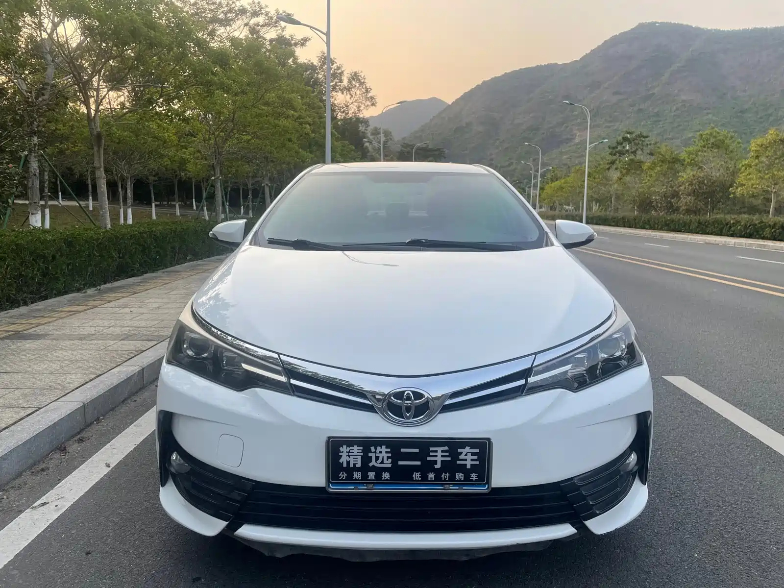 TOYOTA COROLLA 2017