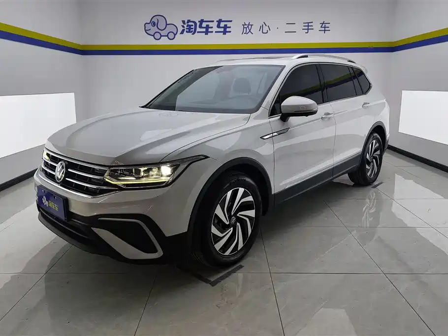 VOLKSWAGEN TIGUAN L 2023