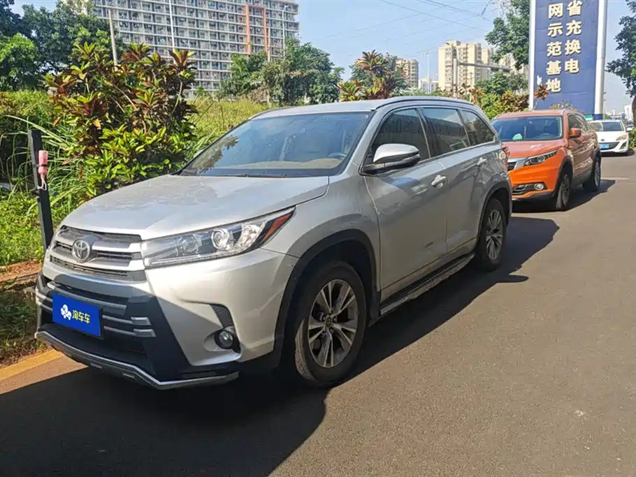 TOYOTA HIGHLANDER 2018