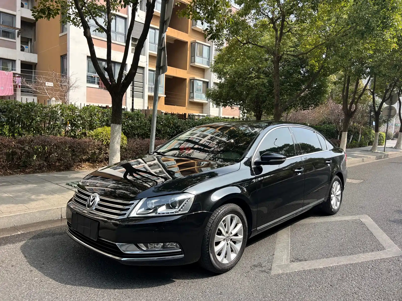 VOLKSWAGEN MAGOTAN 2016