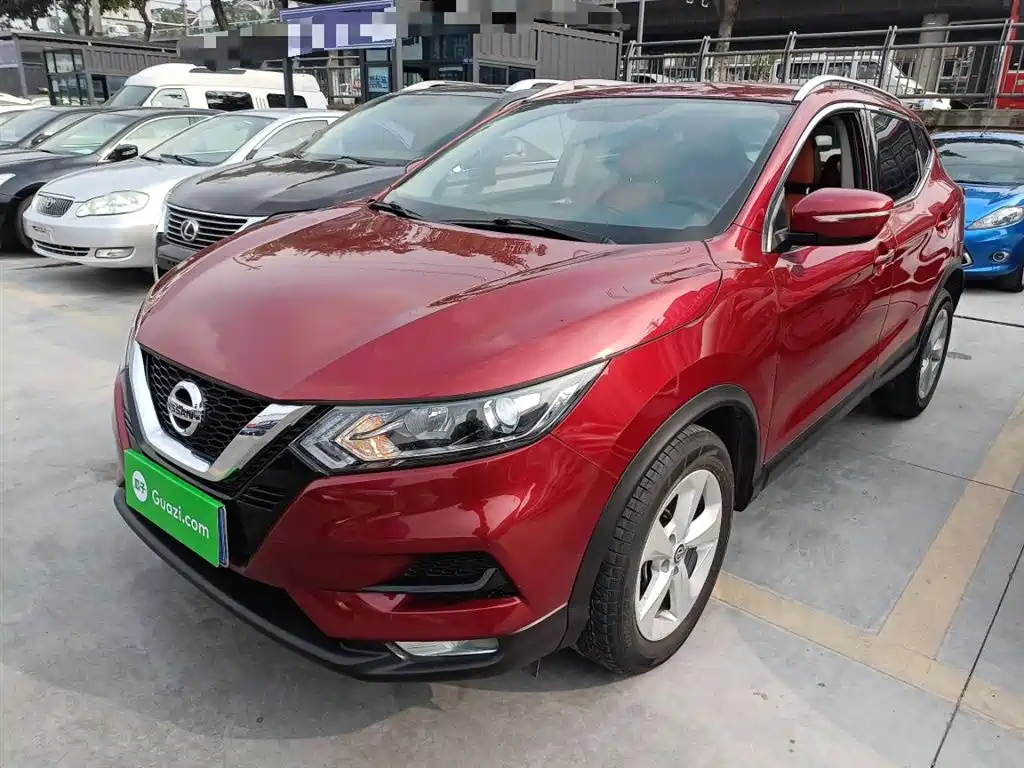 NISSAN QASHQAI 2019