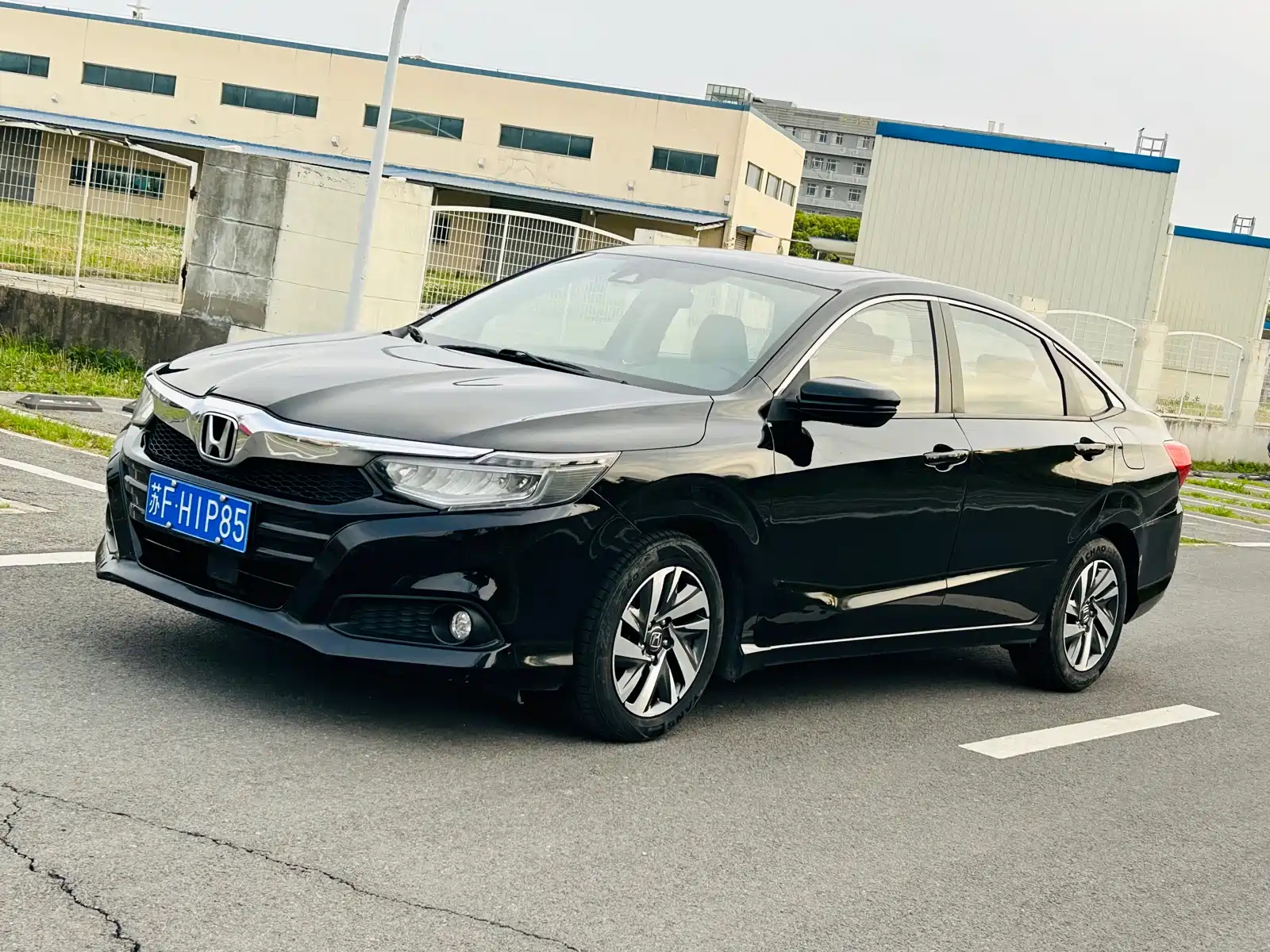HONDA CRIDER 2019