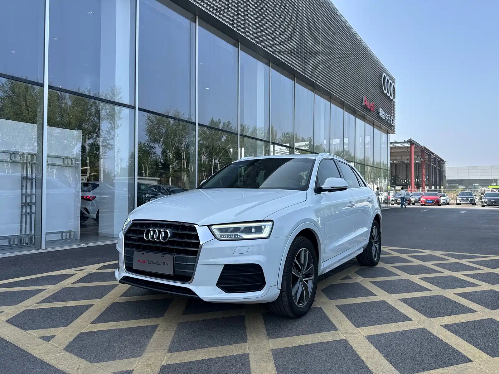 AUDI Q3 2017