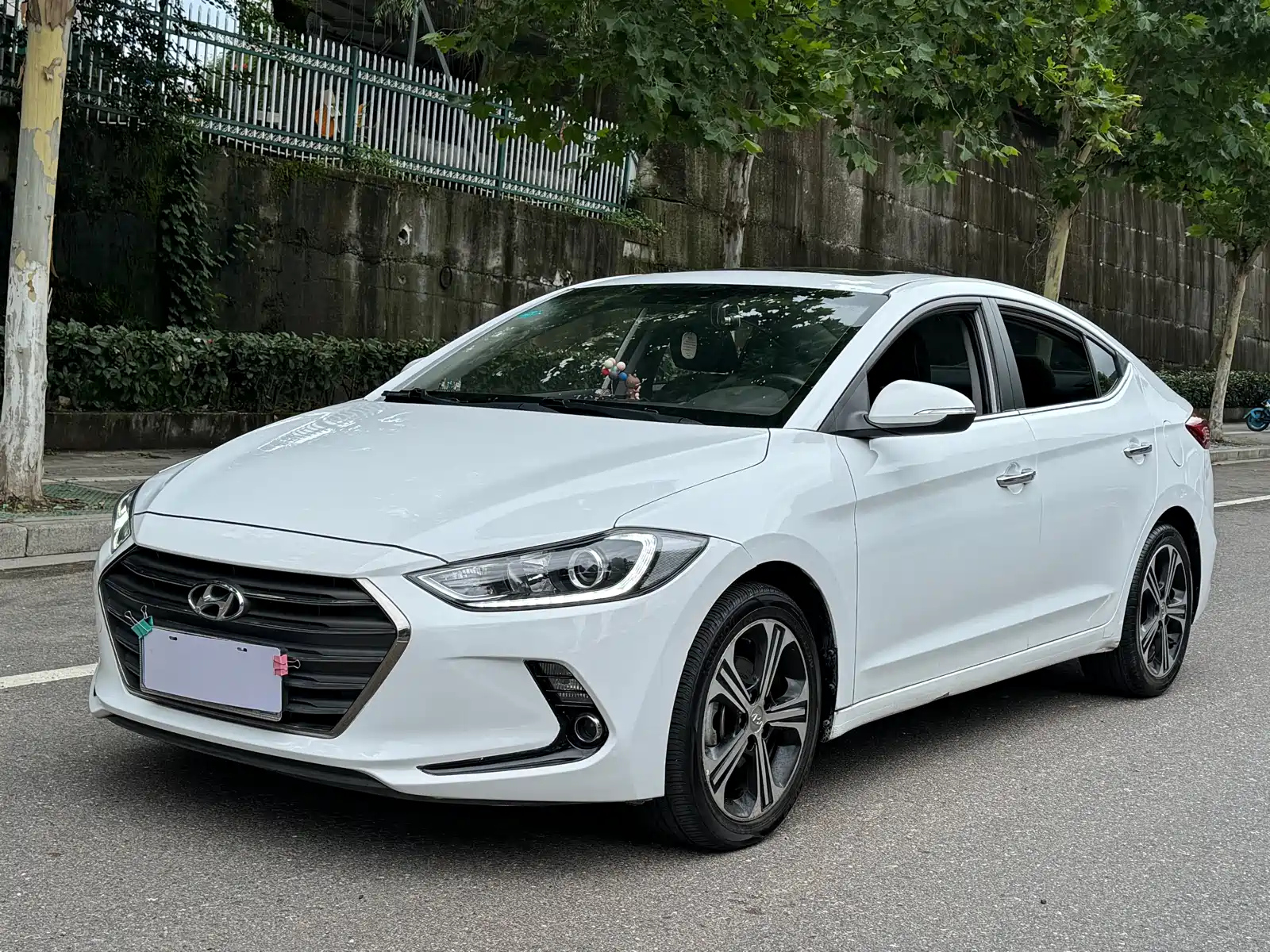 HYUNDAI ELANTRA 2019