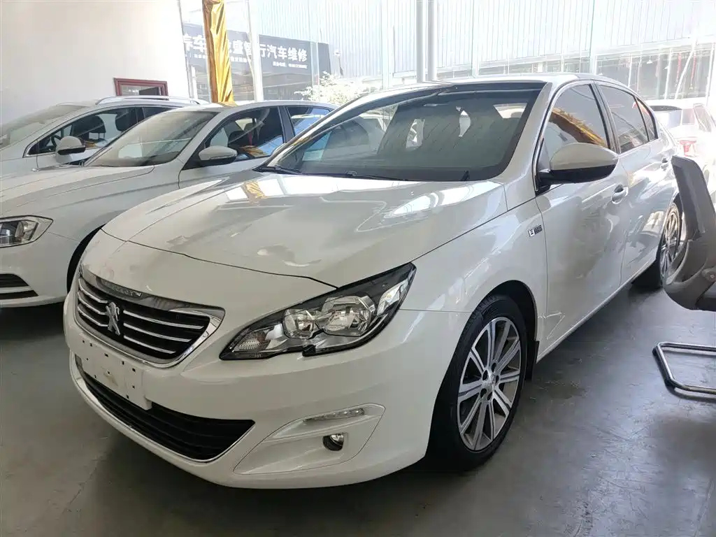 PEUGEOT 408 2016