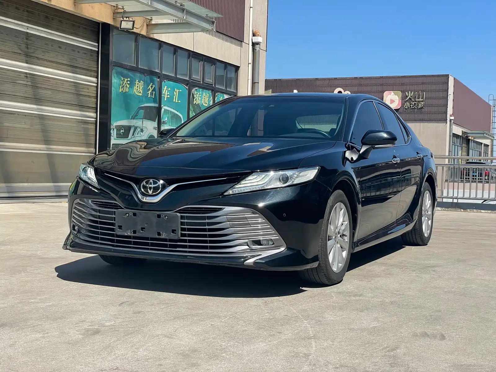 TOYOTA CAMRY 2018