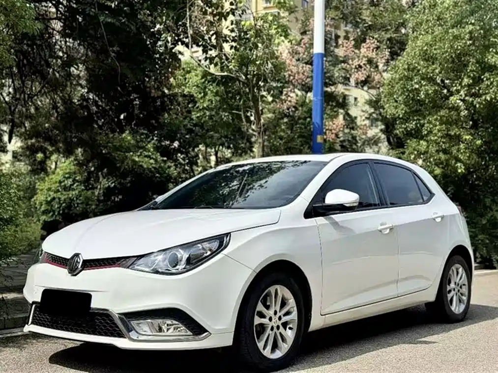 MG MG5 2012