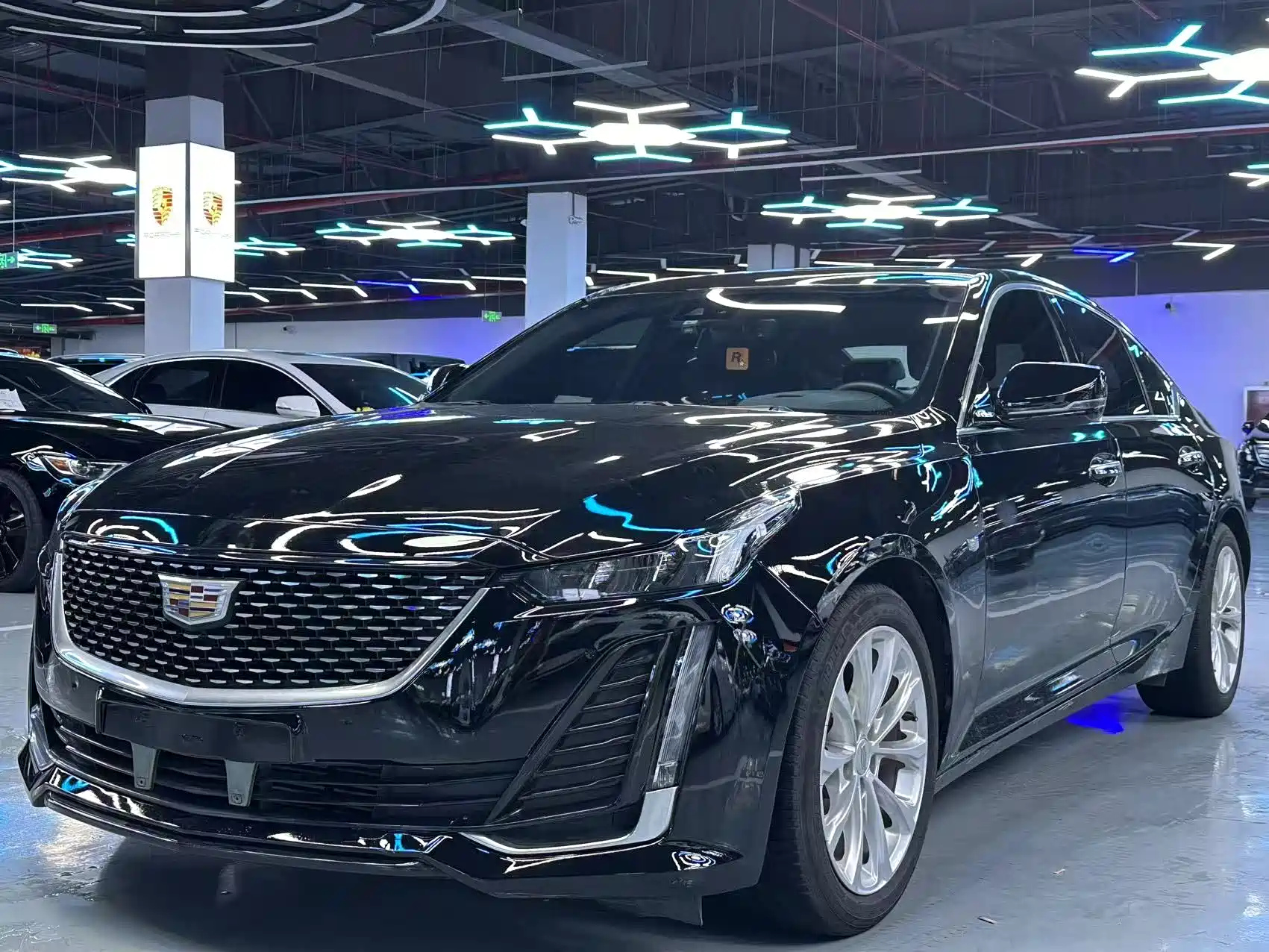CADILLAC CT5 2022