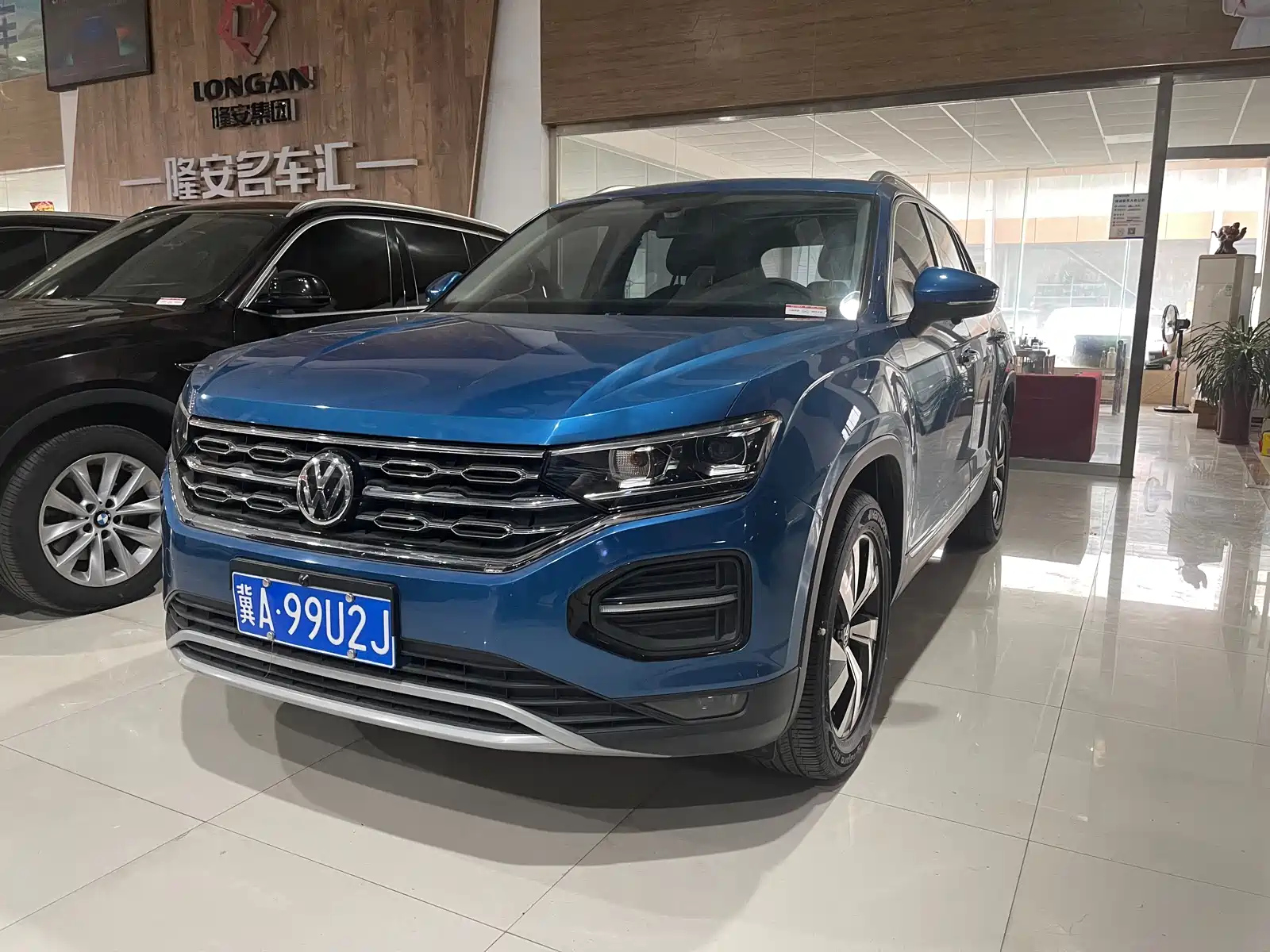 VOLKSWAGEN TAYRON 2019