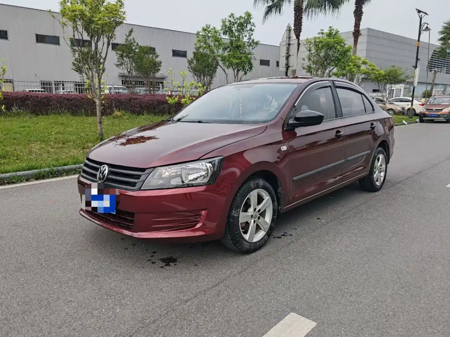 VOLKSWAGEN SANTANA 2013