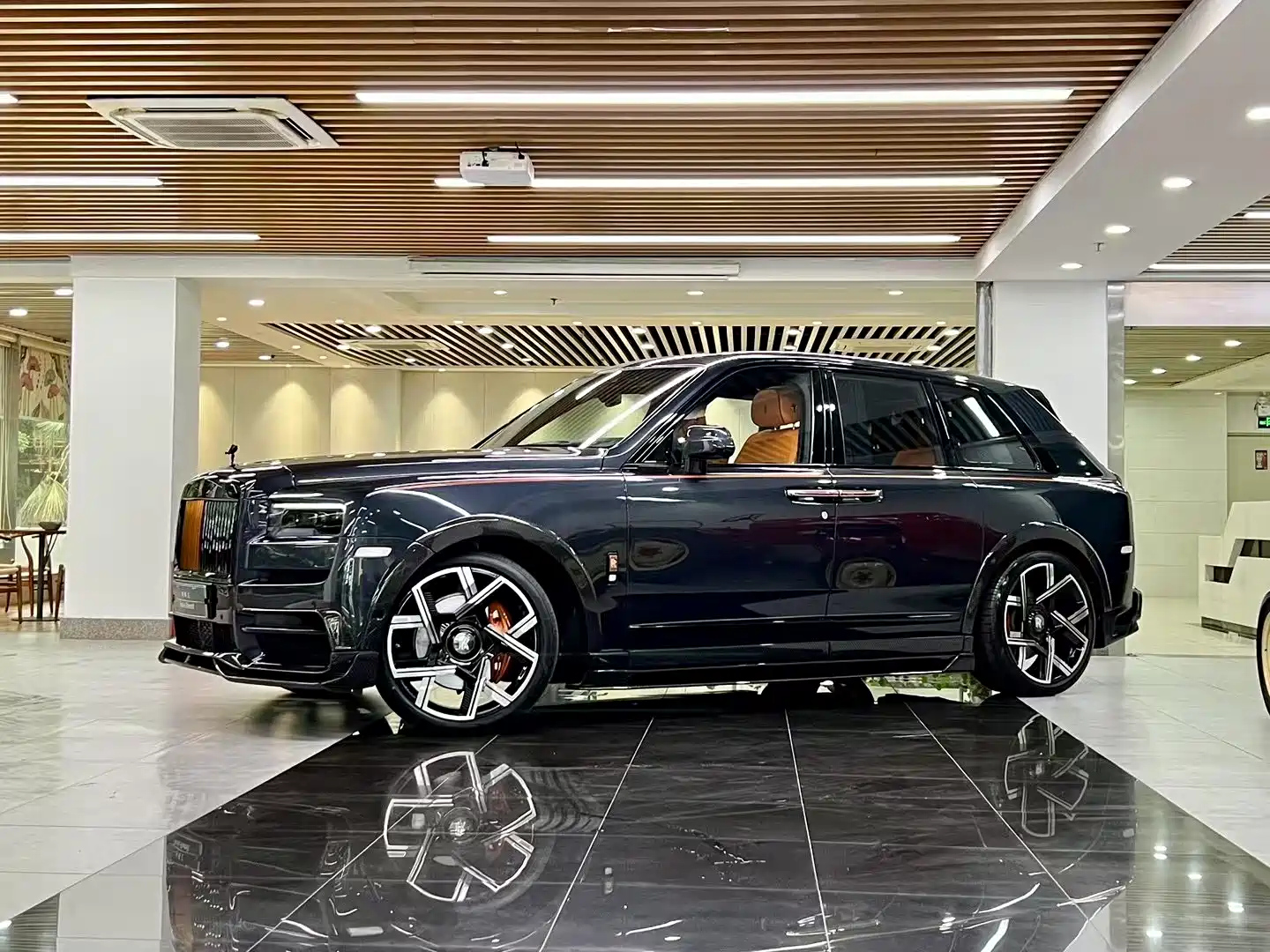 ROLLS ROYCE CULLINAN 2018