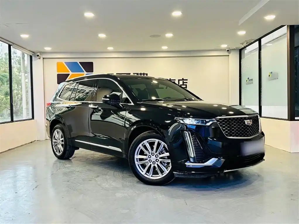 CADILLAC XT6 2022