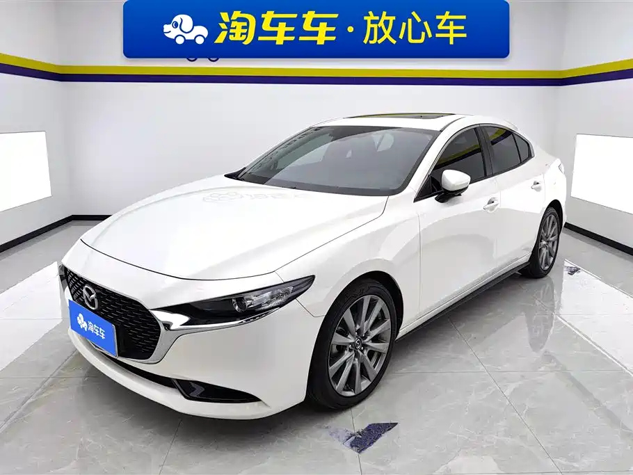 MAZDA 3 AXELA