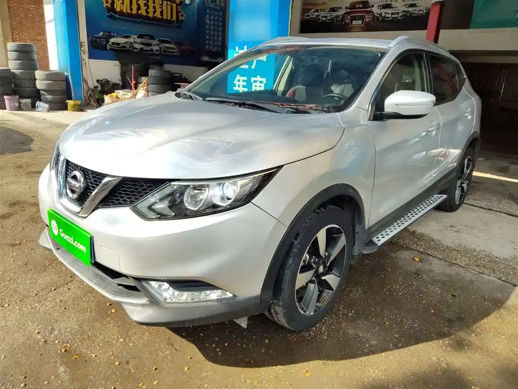NISSAN QASHQAI 2017