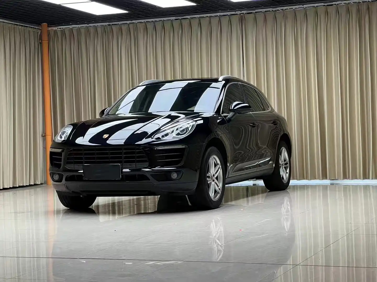 PORSCHE MACAN 2014